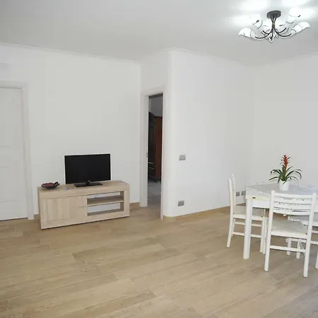 A Due Passi Dalla Costiera *