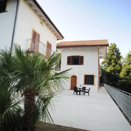 A Due Passi Dalla Costiera Agerola