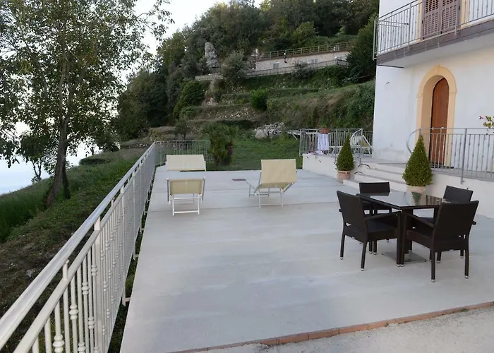 Ferienhaus A Due Passi Dalla Costiera